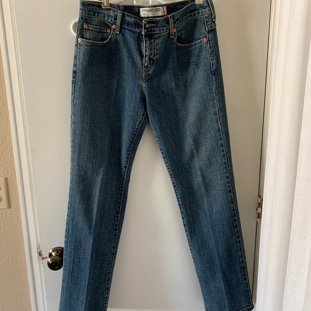 Levi’s 505 Straight Leg Mid Rise Jeans